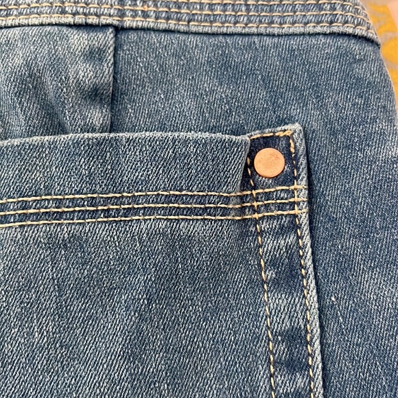 Marks and Spencer Magic sculpt and lift jean size UK 12 - Picture 8 of 12